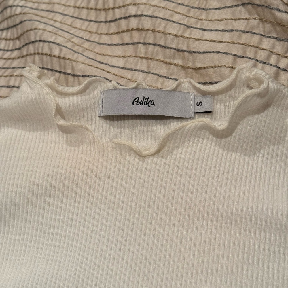 Adika White Ribbed Top - Picture 3 of 3